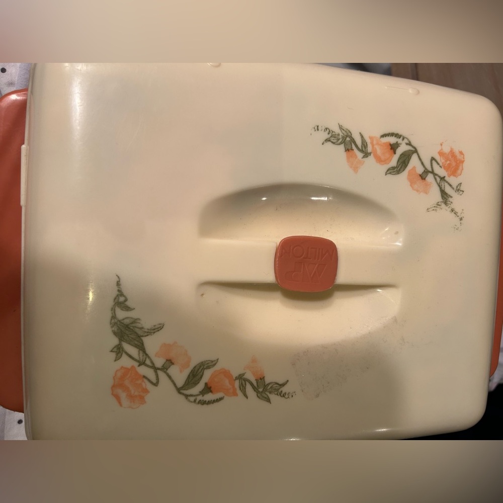 VINTAGE MILTON FOOD & VEGE WARMER.